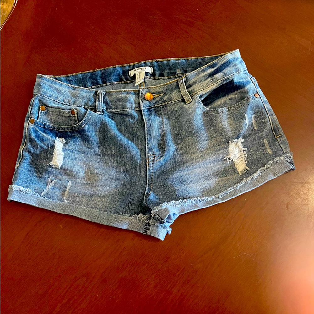 Forever 21 Size 31 Shorts